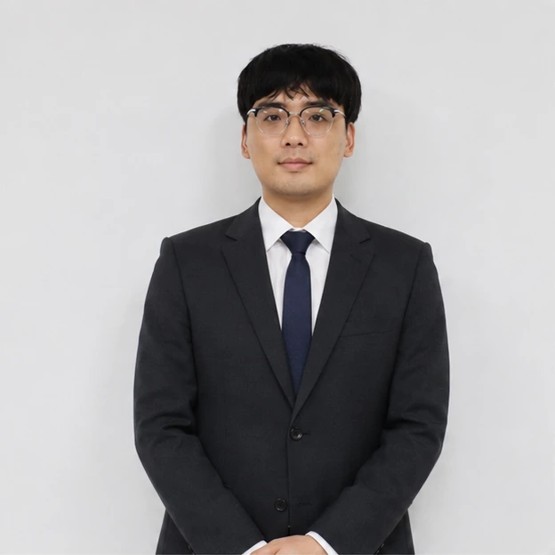 조경욱